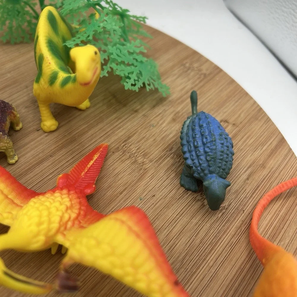 Dinosaurs Plastic  Prehistoric Playset‎ Figure Toys Lot With Trees With Monkeys